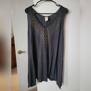 GREY SLEEVELESS BEAUTY